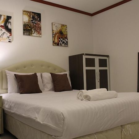 Omaya Guesthouse Patong Zewnętrze zdjęcie